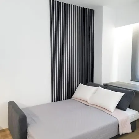 Camellia Suite - 5 Min Drive To Piraeus Port Exterior foto